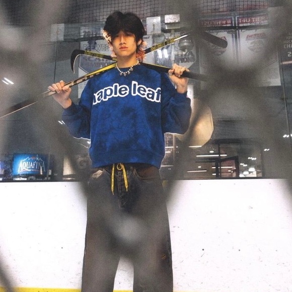 Drew House x Maple Leafs tie dye crew neck. Perfect condition - Picture 3 of 7